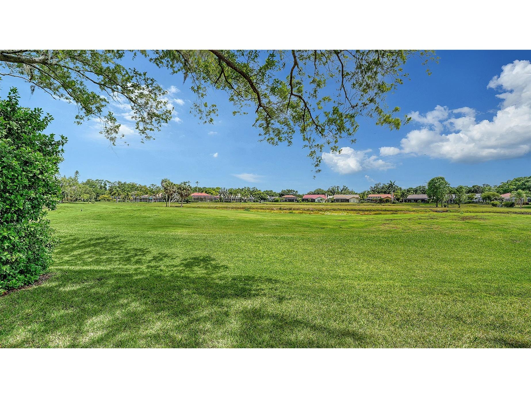 3978 Chatsworth Greene #35 Sarasota FL 34235 A4694418 image14
