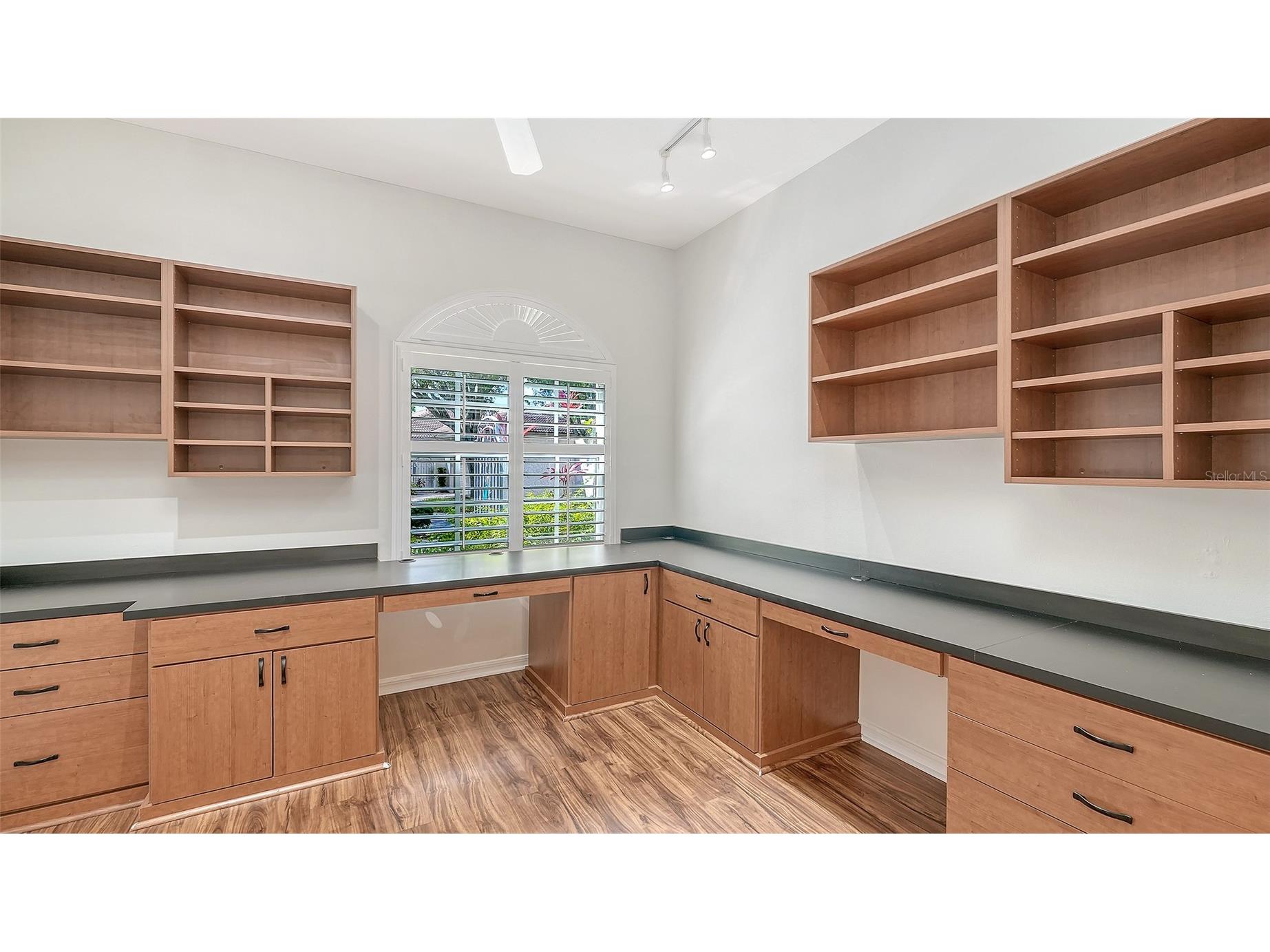 3978 Chatsworth Greene #35 Sarasota FL 34235 A4694418 image15