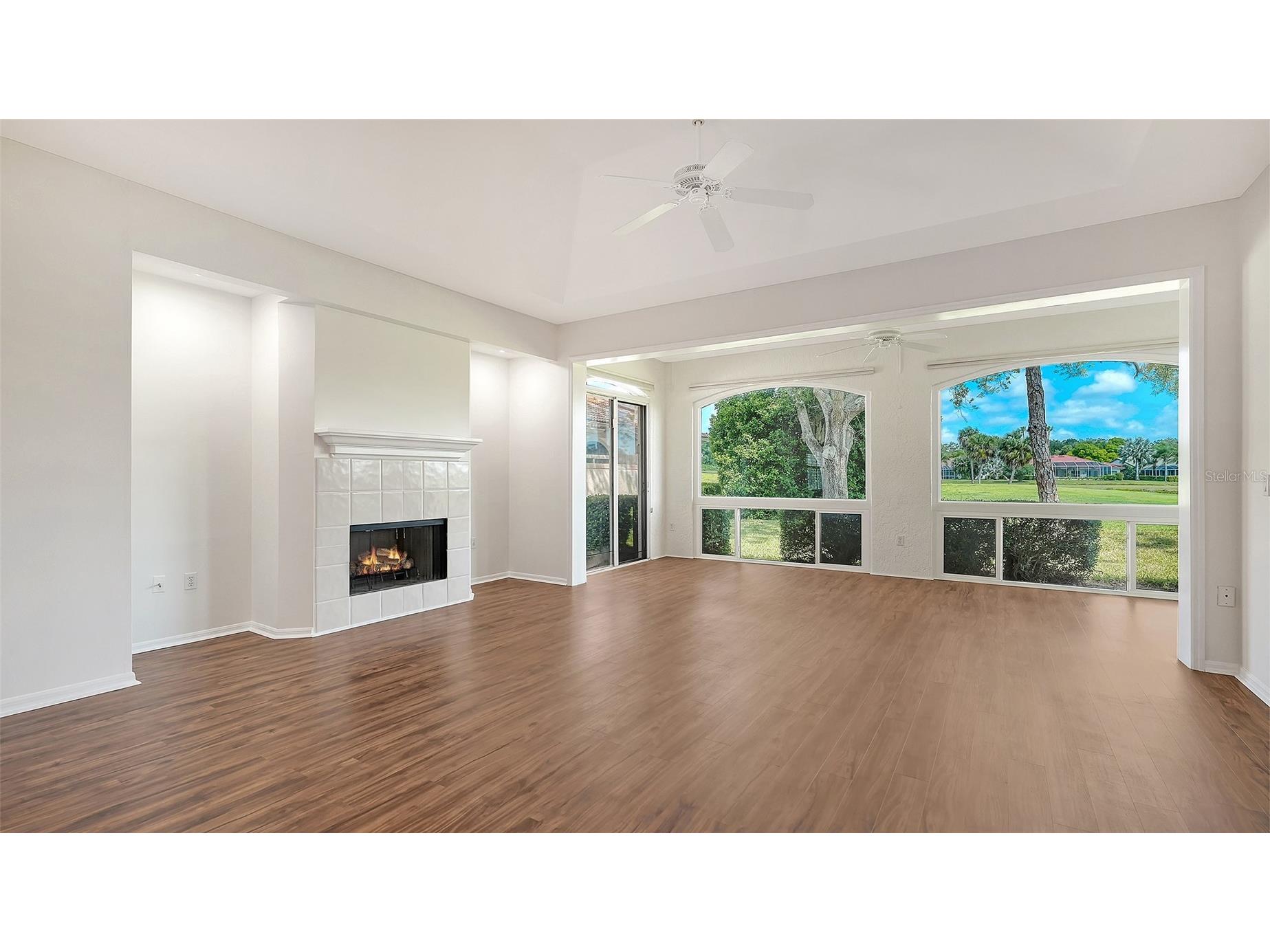 3978 Chatsworth Greene #35 Sarasota FL 34235 A4694418 image2