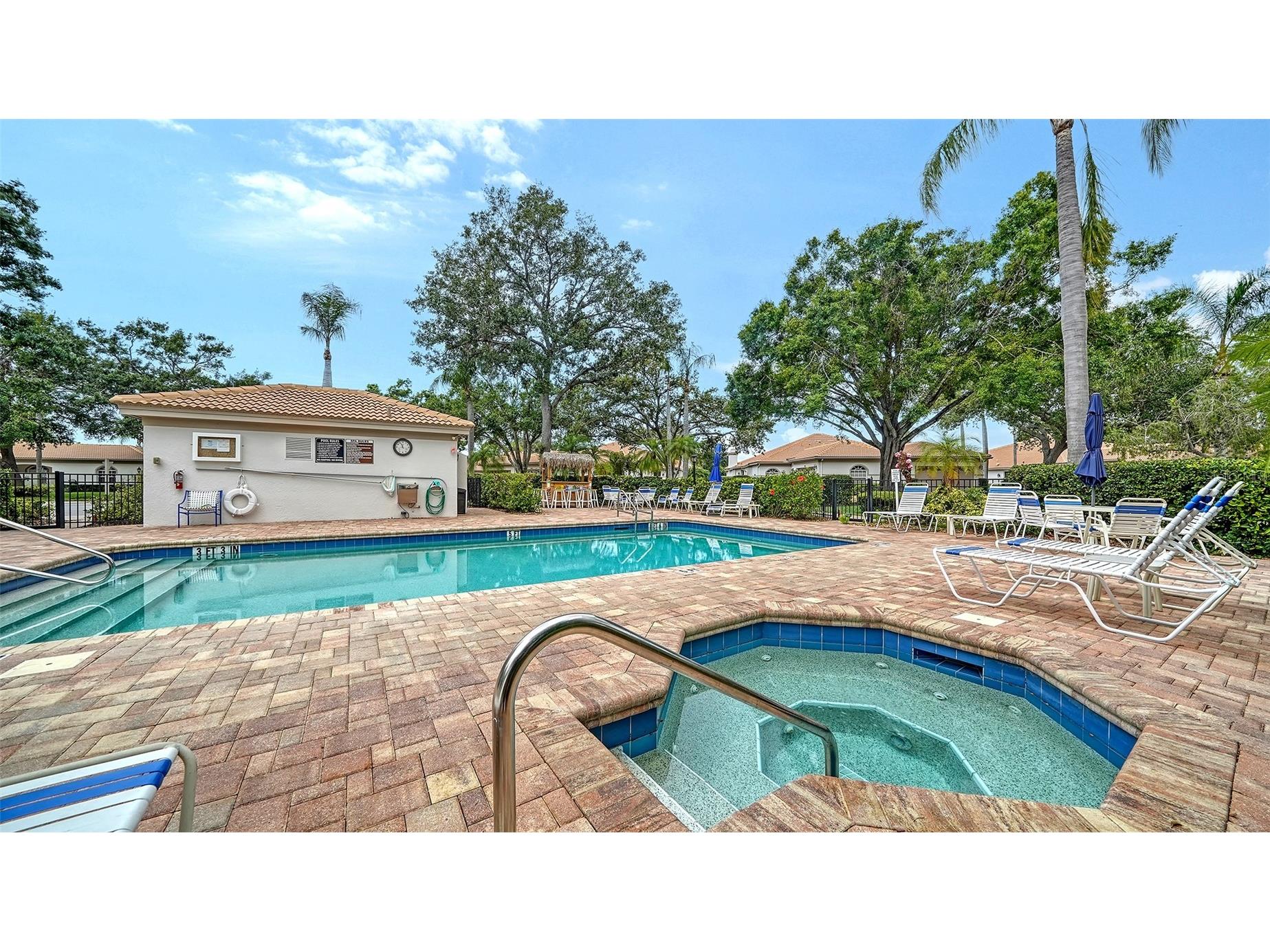 3978 Chatsworth Greene #35 Sarasota FL 34235 A4694418 image20