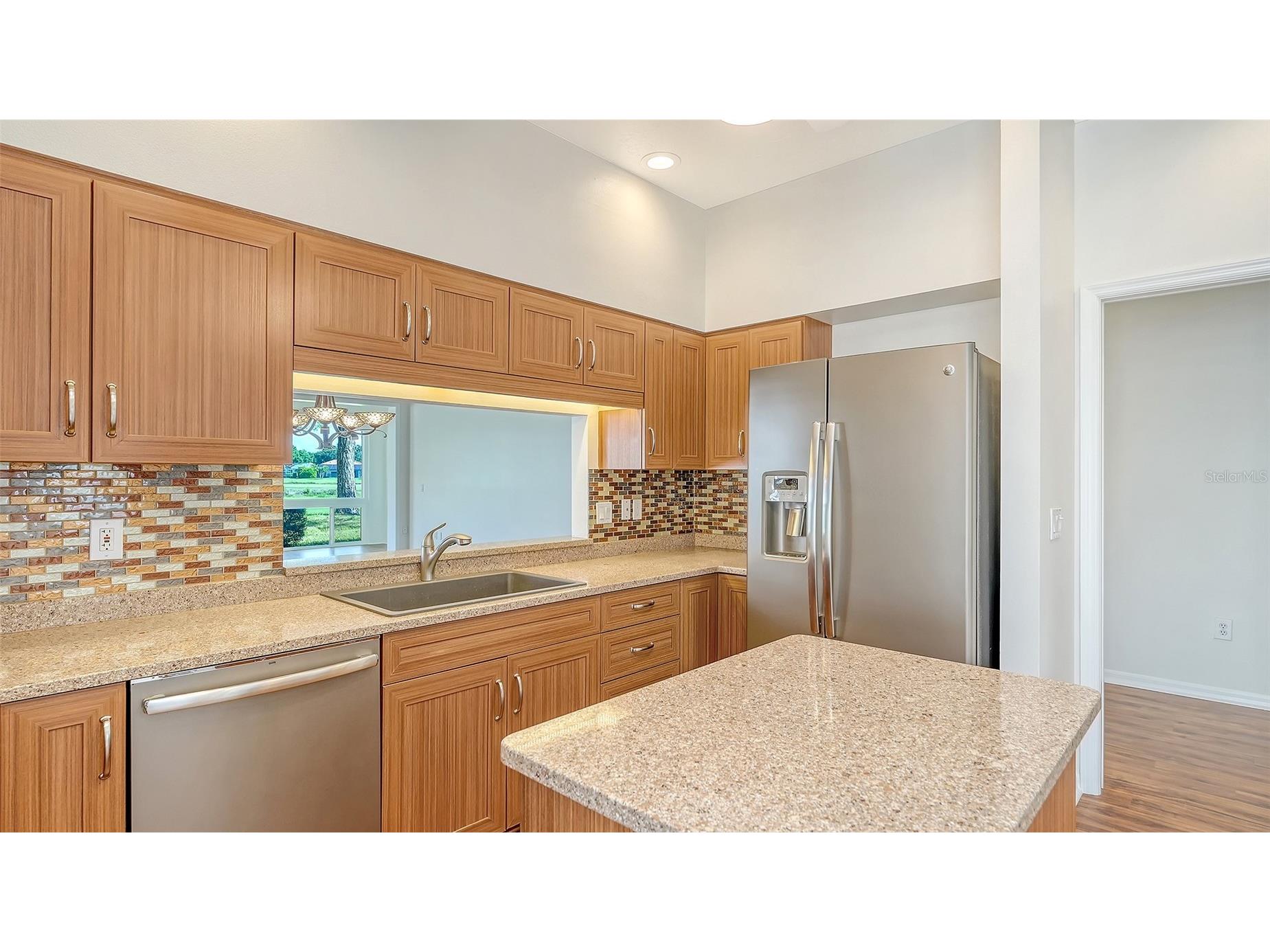 3978 Chatsworth Greene #35 Sarasota FL 34235 A4694418 image8