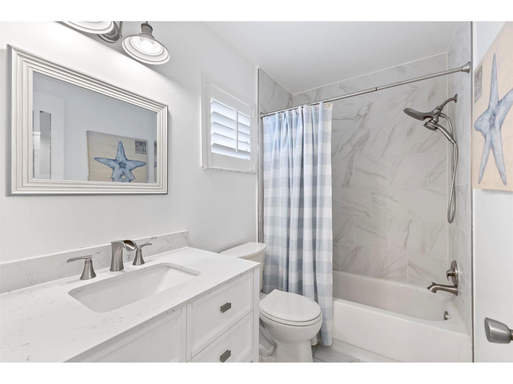 3978 Overlook Bend Terrace #25 Sarasota FL 34232 A4653235 image10