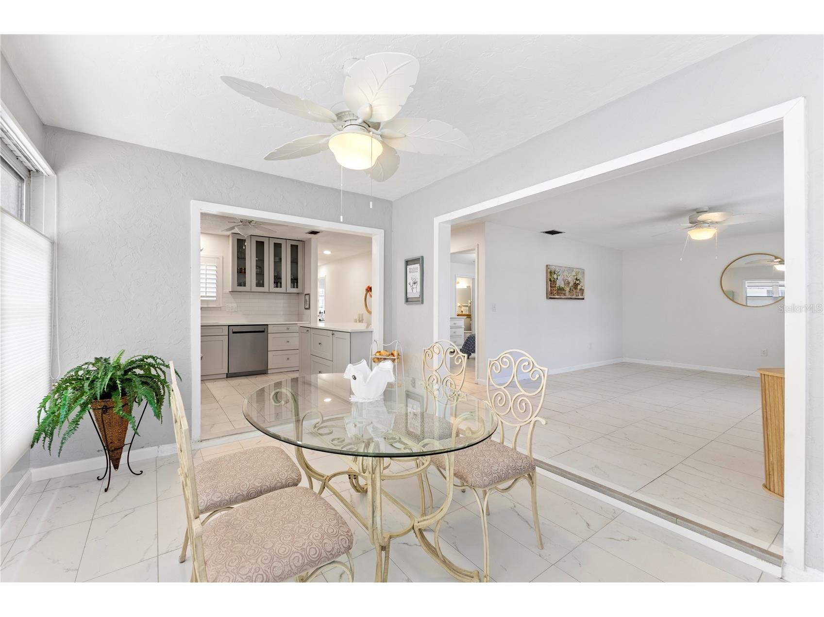 3978 Overlook Bend Terrace #25 Sarasota FL 34232 A4653235 image4