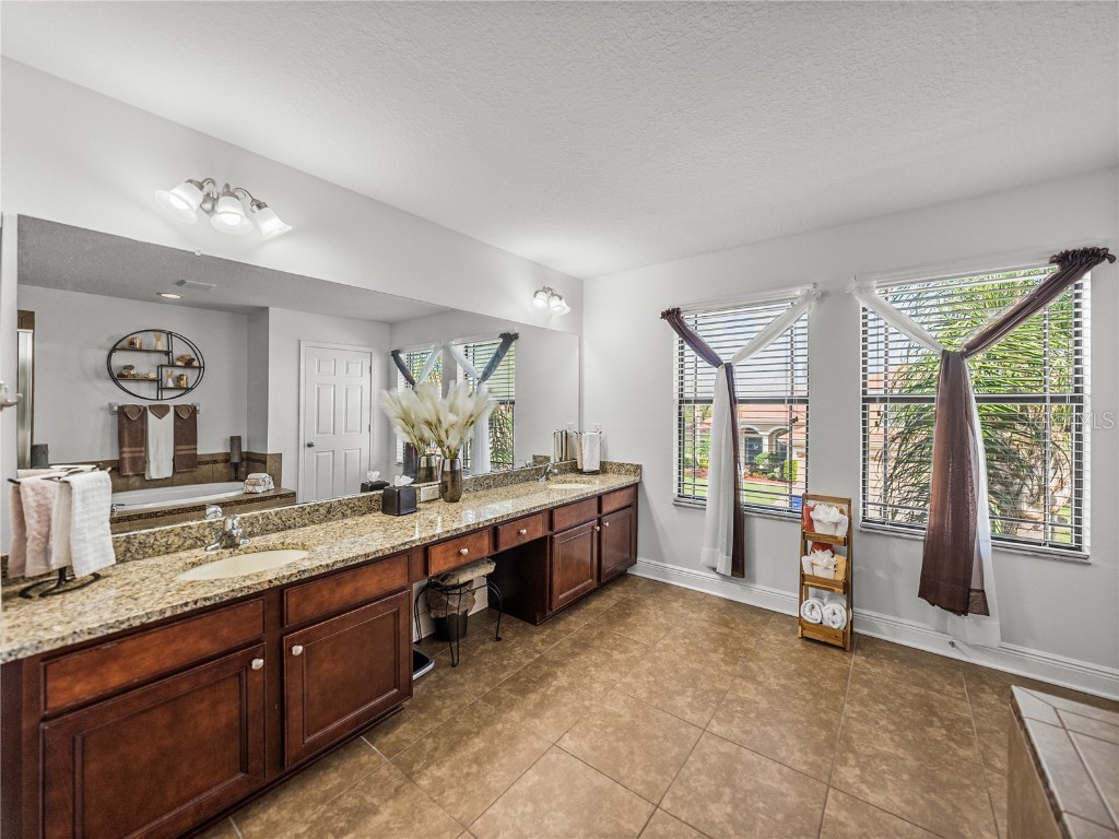 3979 Sunset Lake Drive Lakeland FL 33810 TB8416995 image43