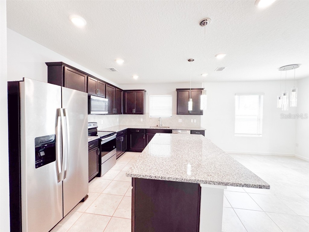 398 Citrus Isle Loop Davenport FL 33837 O6313341 image13