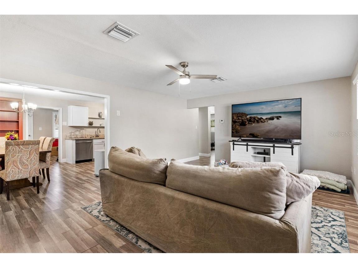 398 Rose Street Umatilla FL 32784 G5100970 image4