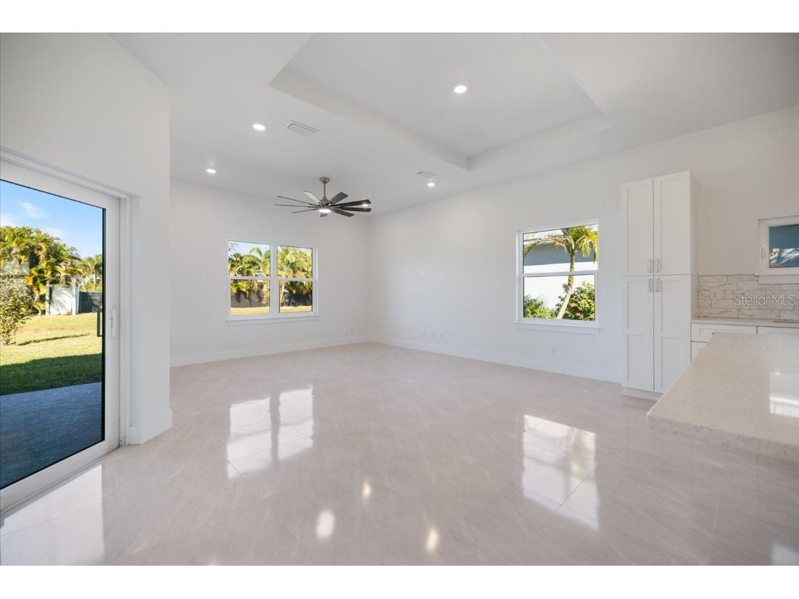 398 Sunset Road N Rotonda West FL 33947 N6141538 image8