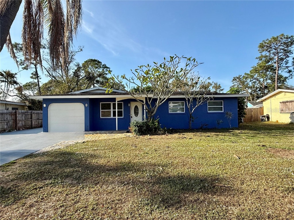 3980 Berkshire Drive Sarasota FL 34241 A4671978 image1