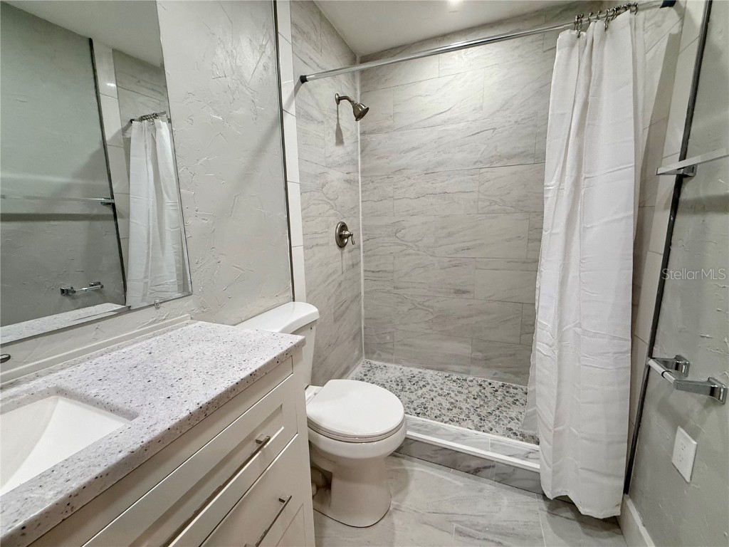 3980 Berkshire Drive Sarasota FL 34241 A4671978 image25