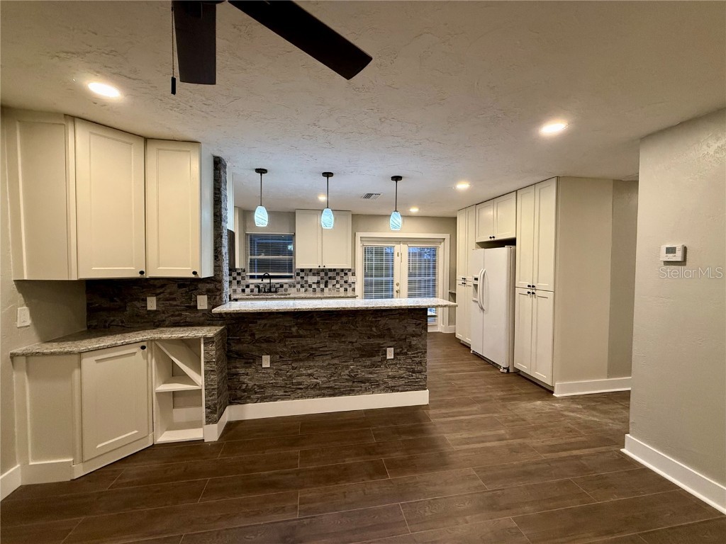 3980 Berkshire Drive Sarasota FL 34241 A4671978 image8