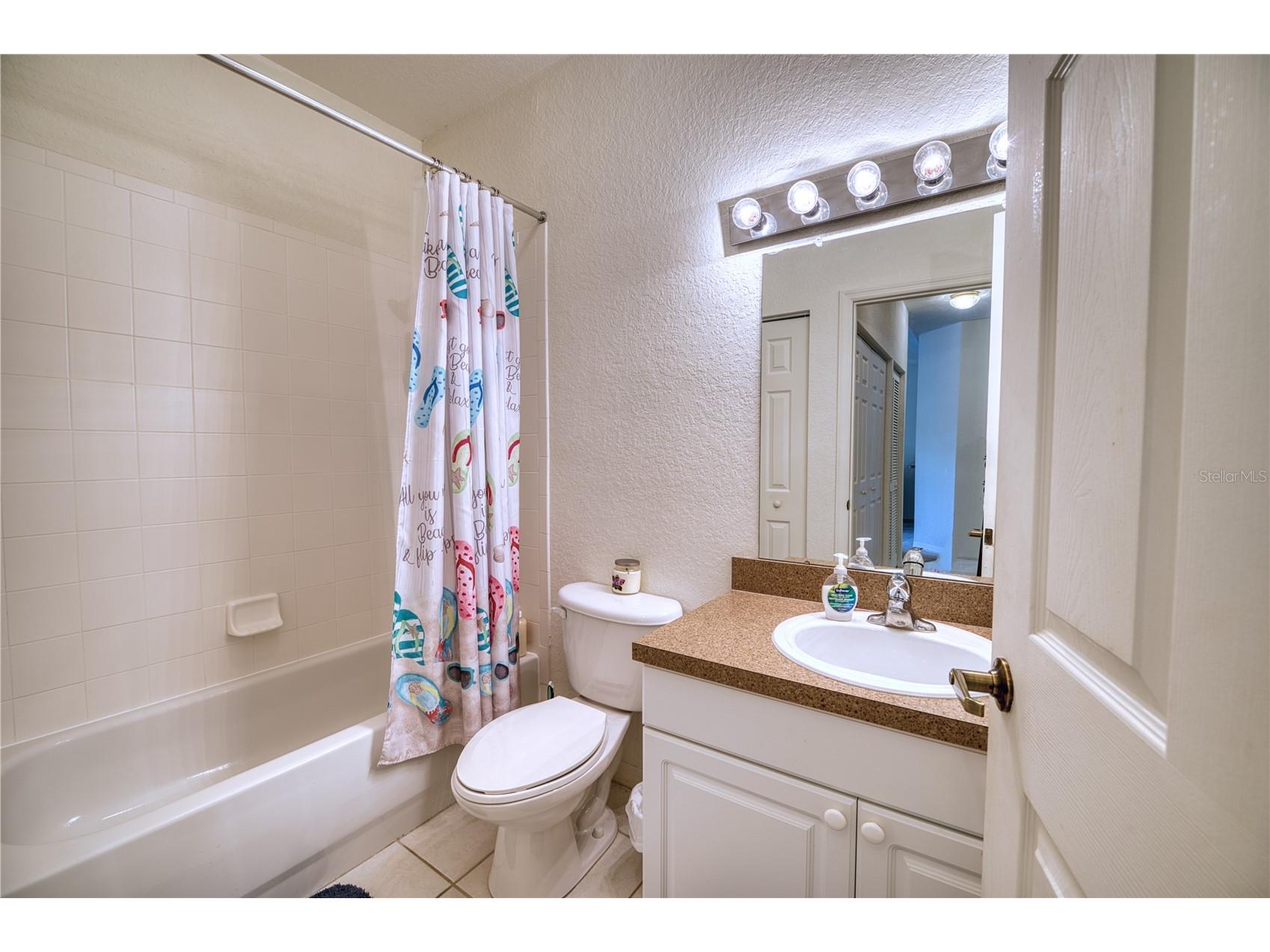 3980 Mediterranea Circle #522 Sarasota FL 34233 A4679065 image11