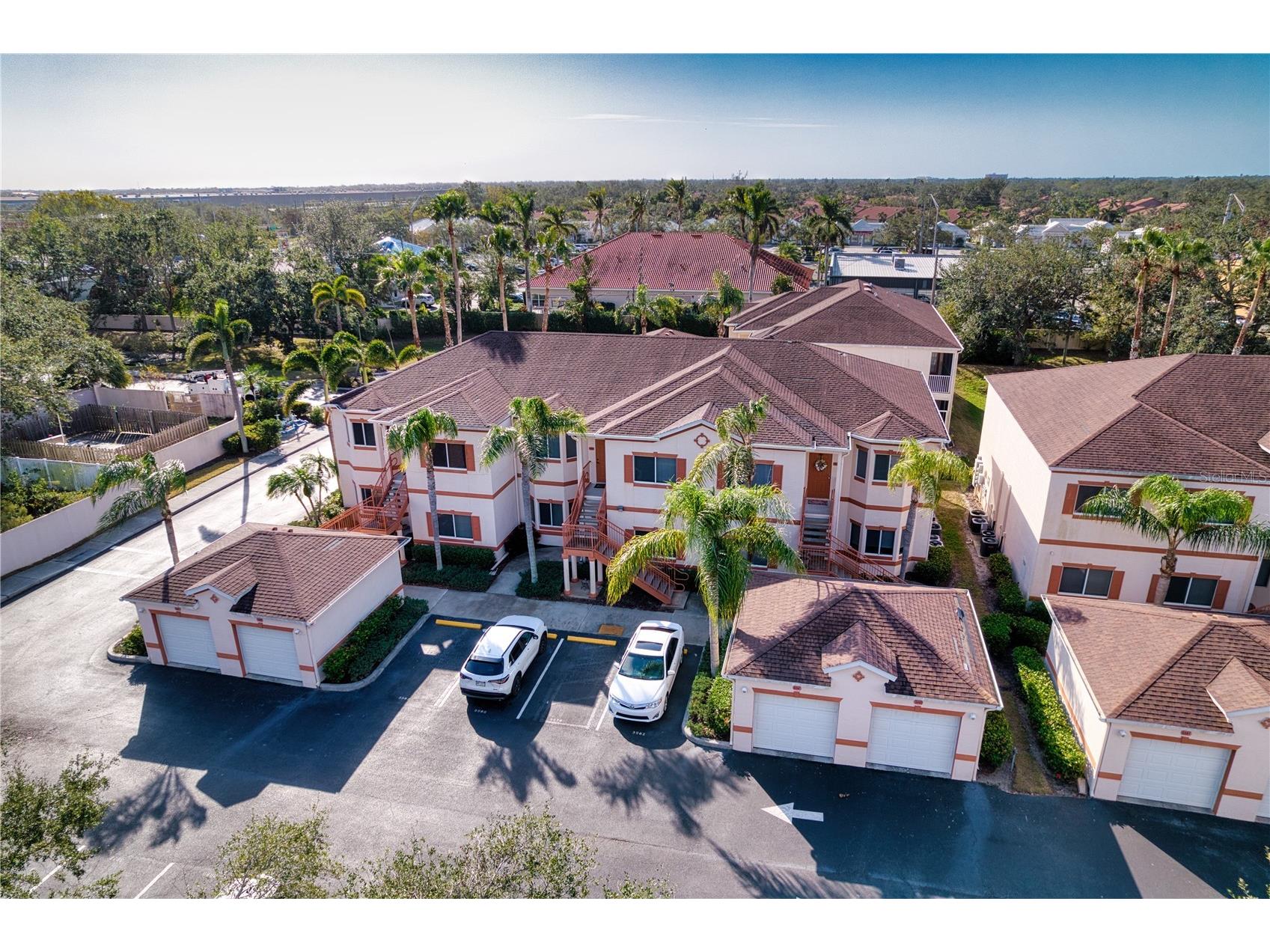 3980 Mediterranea Circle #522 Sarasota FL 34233 A4679065 image39