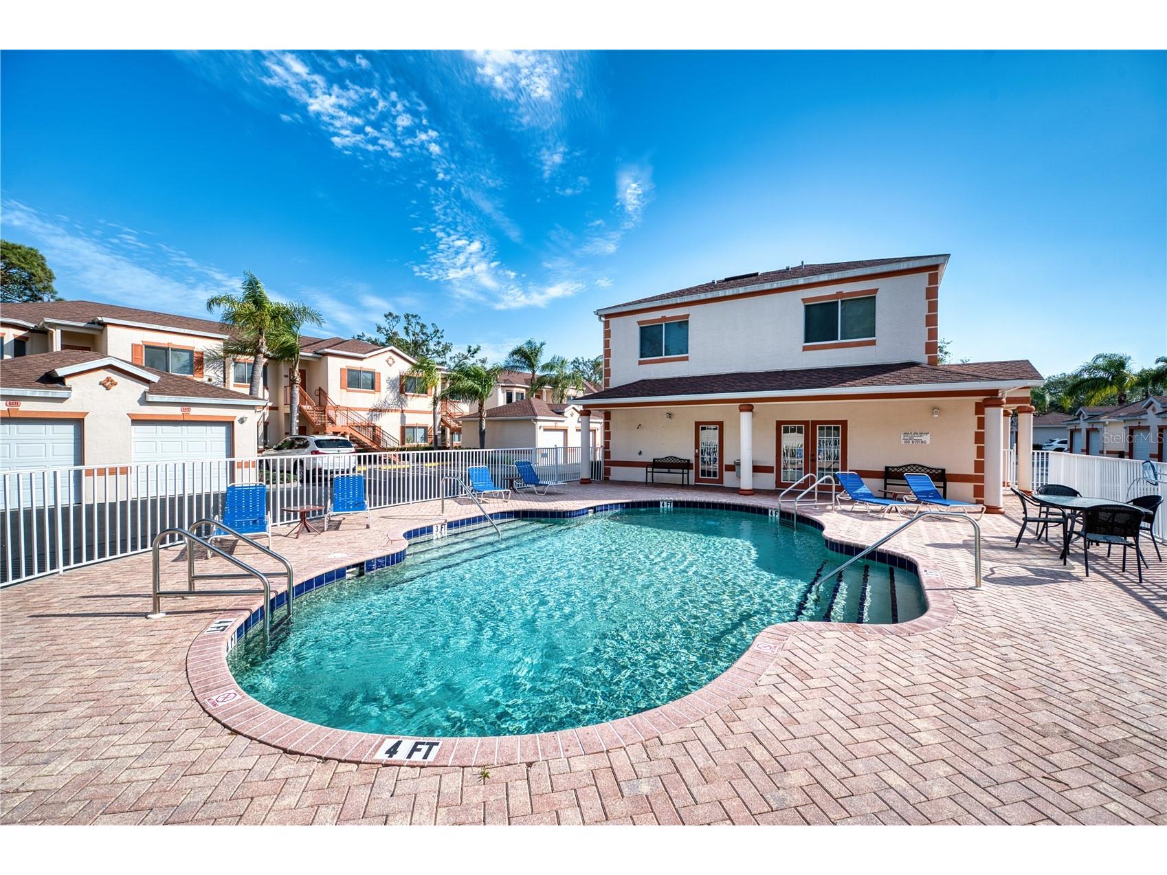 3980 Mediterranea Circle #522 Sarasota FL 34233 A4679065 image4