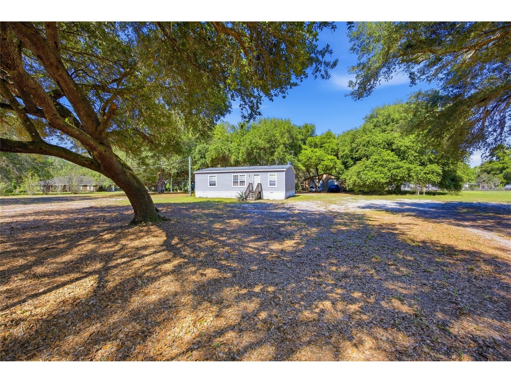 3980 SE 183rd Avenue Road Ocklawaha FL 32179 OM724398 image13