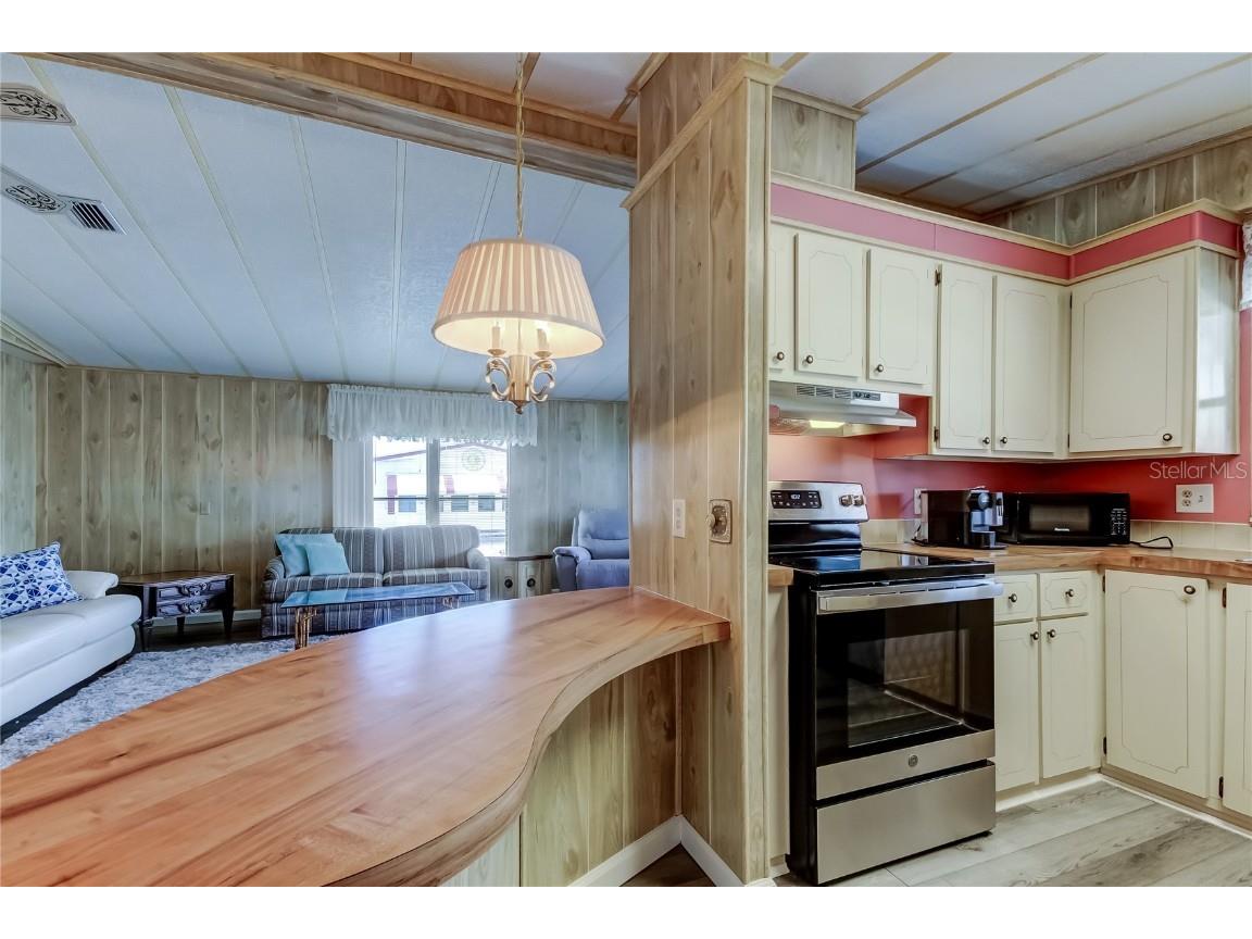 39820 Us Highway 19 N #222 Tarpon Springs FL 34689 TB8446912 image12