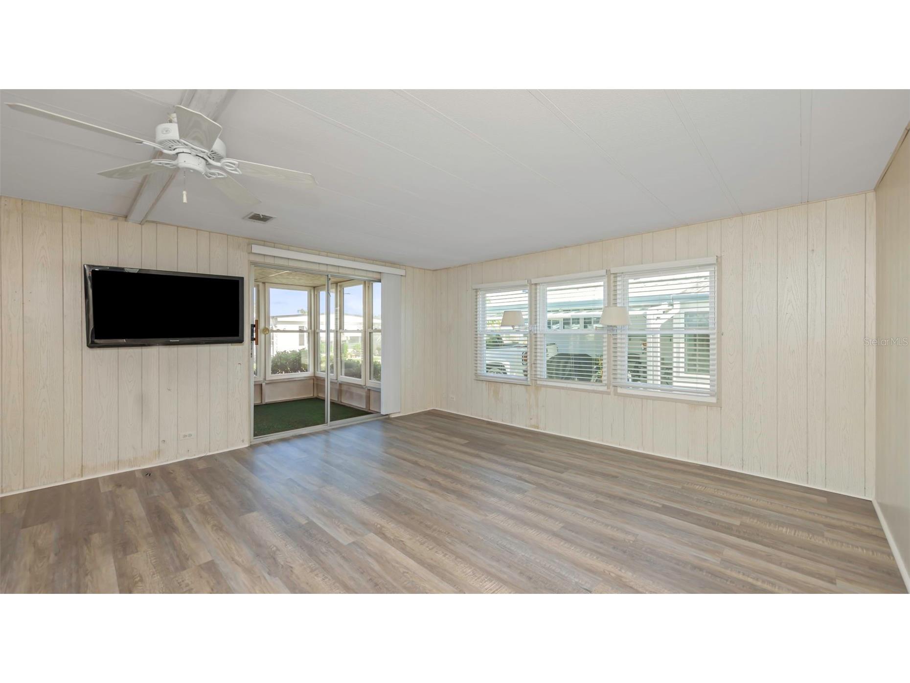 39820 Us Highway 19 N #99 Tarpon Springs FL 34689 TB8460112 image14