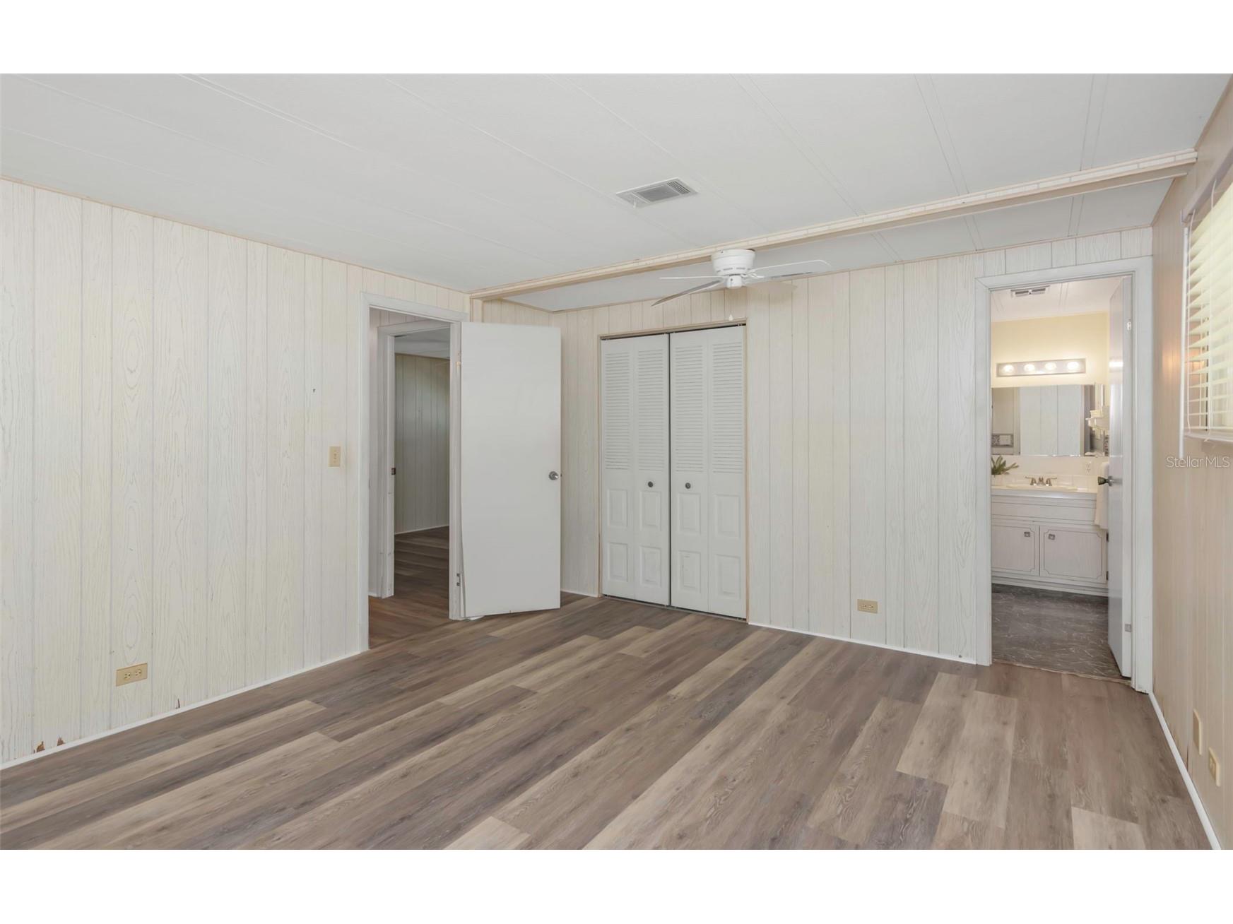 39820 Us Highway 19 N #99 Tarpon Springs FL 34689 TB8460112 image25