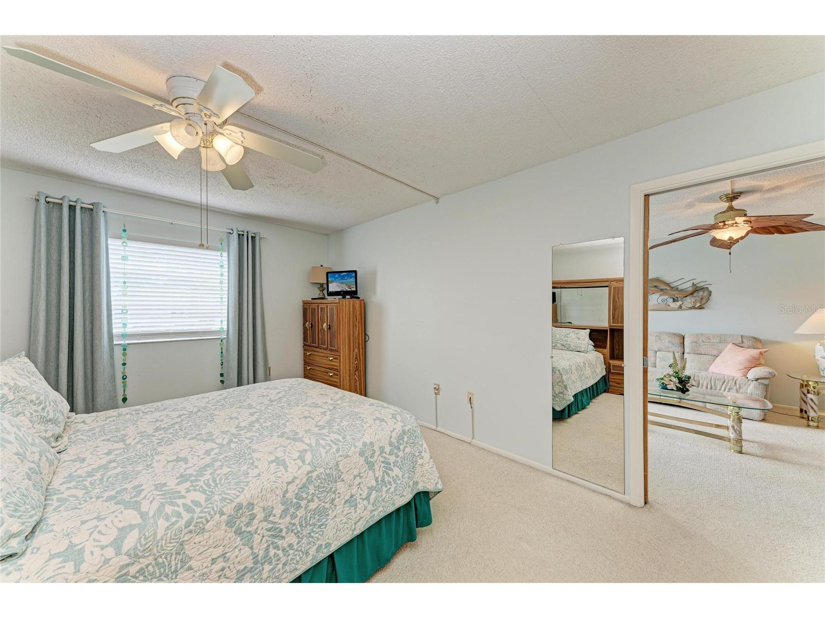 3983 Maceachen Boulevard #424 Sarasota FL 34233 A4685632 image22