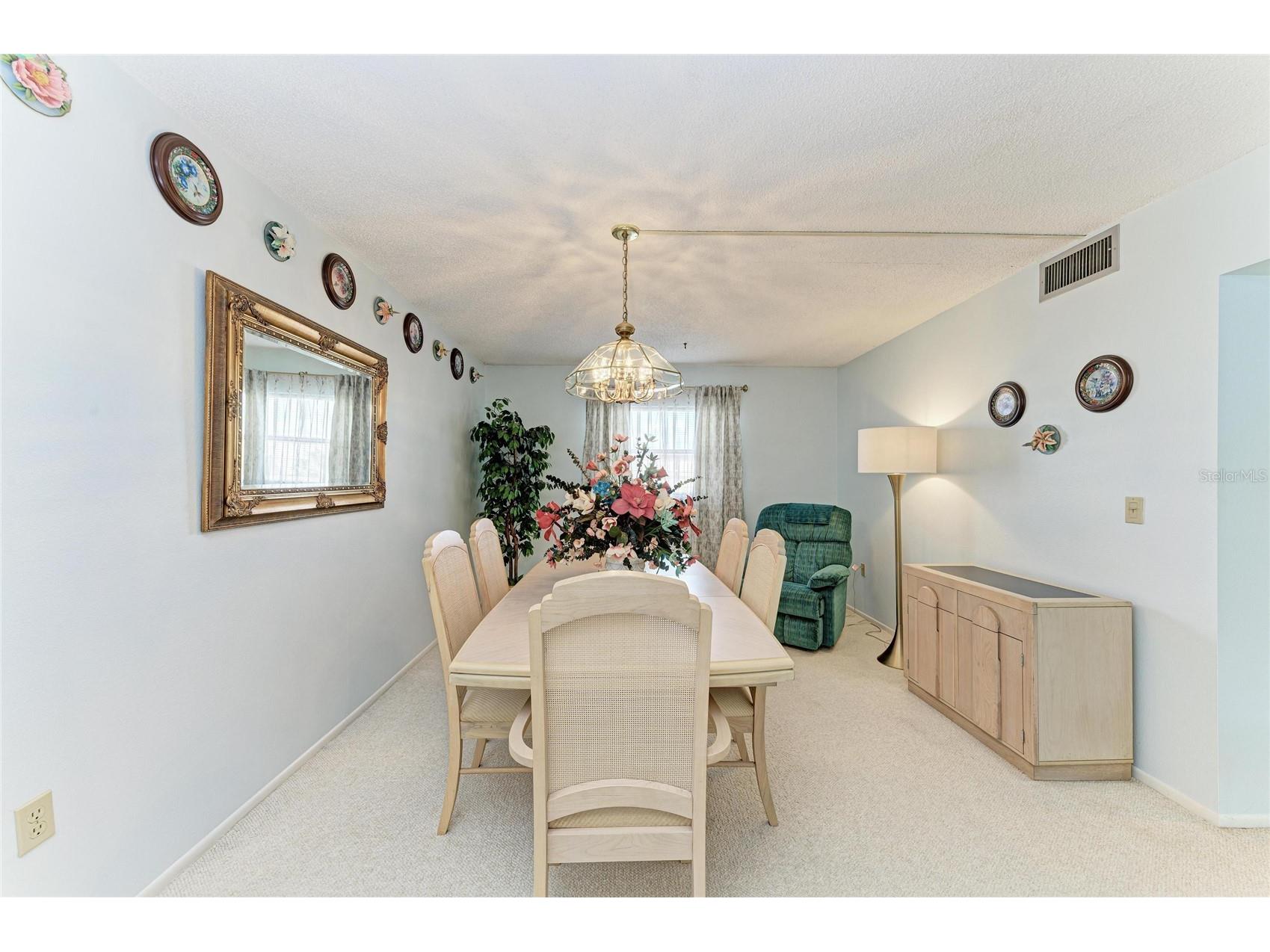 3983 Maceachen Boulevard #424 Sarasota FL 34233 A4685632 image3