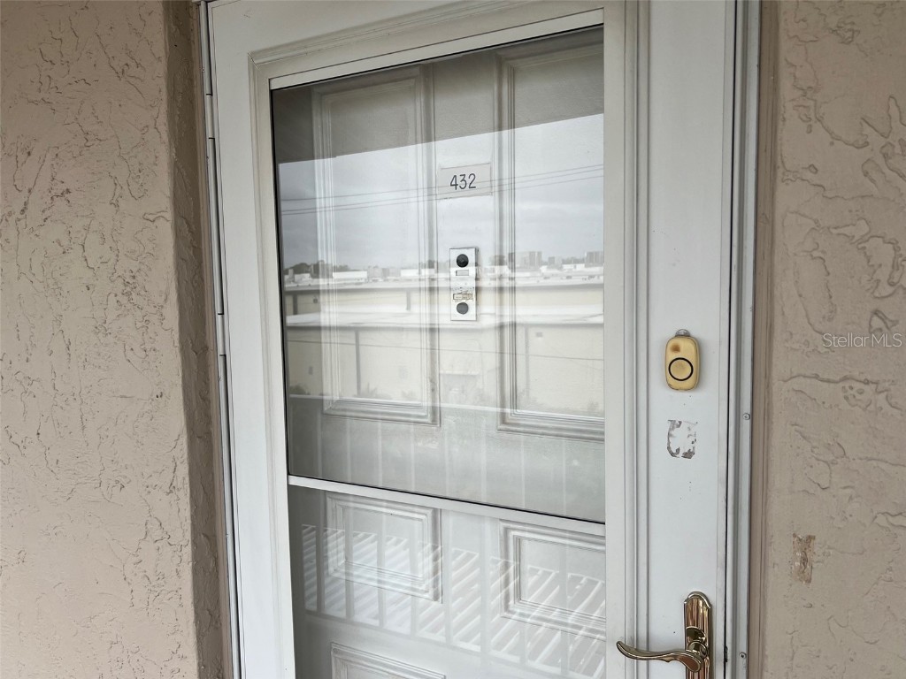 3983 Maceachen Boulevard #432 Sarasota FL 34233 A4634404 image2