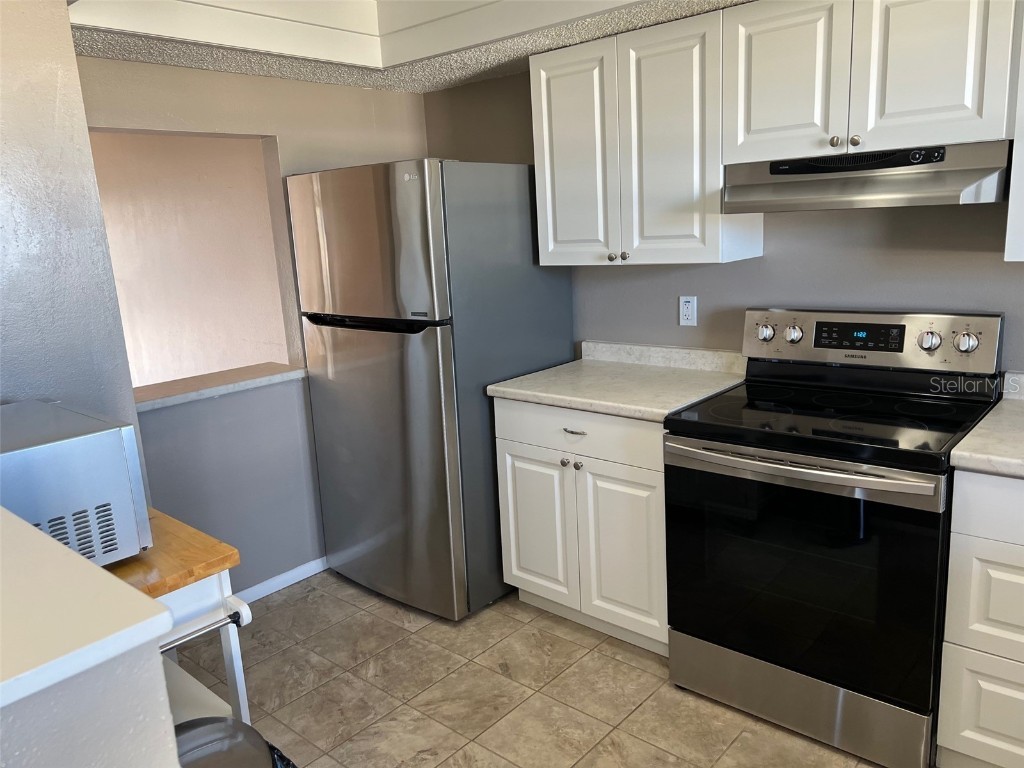 3983 Maceachen Boulevard #432 Sarasota FL 34233 A4634404 image5