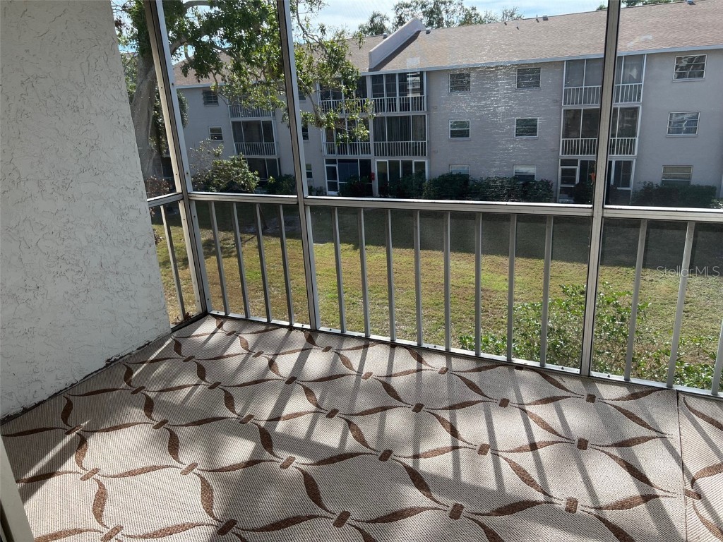3983 Maceachen Boulevard #432 Sarasota FL 34233 A4634404 image8