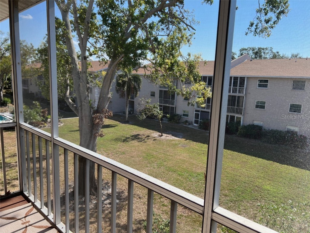 3983 Maceachen Boulevard #432 Sarasota FL 34233 A4634404 image9