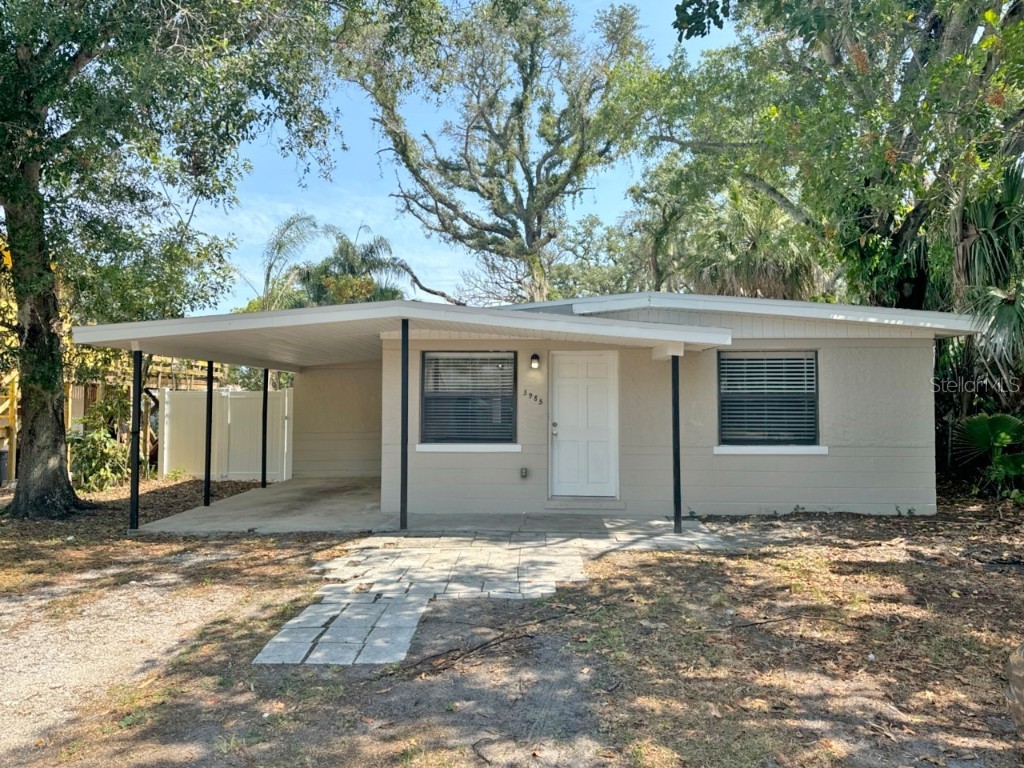 3985 56th Avenue N Saint Petersburg FL 33714 U8246769 image1
