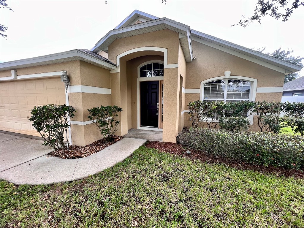 3985 Hillingdon Road Tavares FL 32778 G5073917 image1