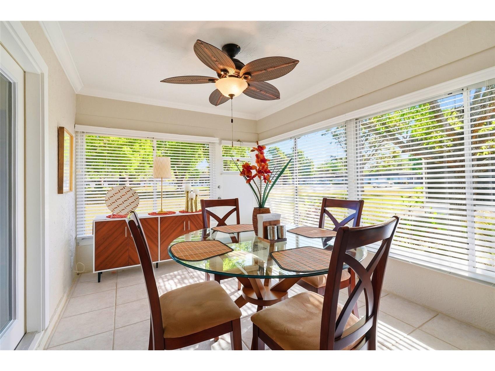 3985 Overlook Bend #16 Sarasota FL 34232 A4688393 image13