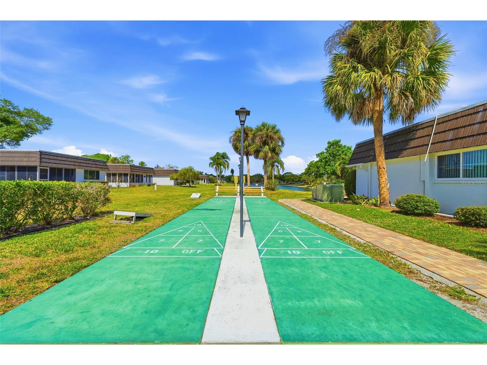 3985 Overlook Bend #16 Sarasota FL 34232 A4688393 image32