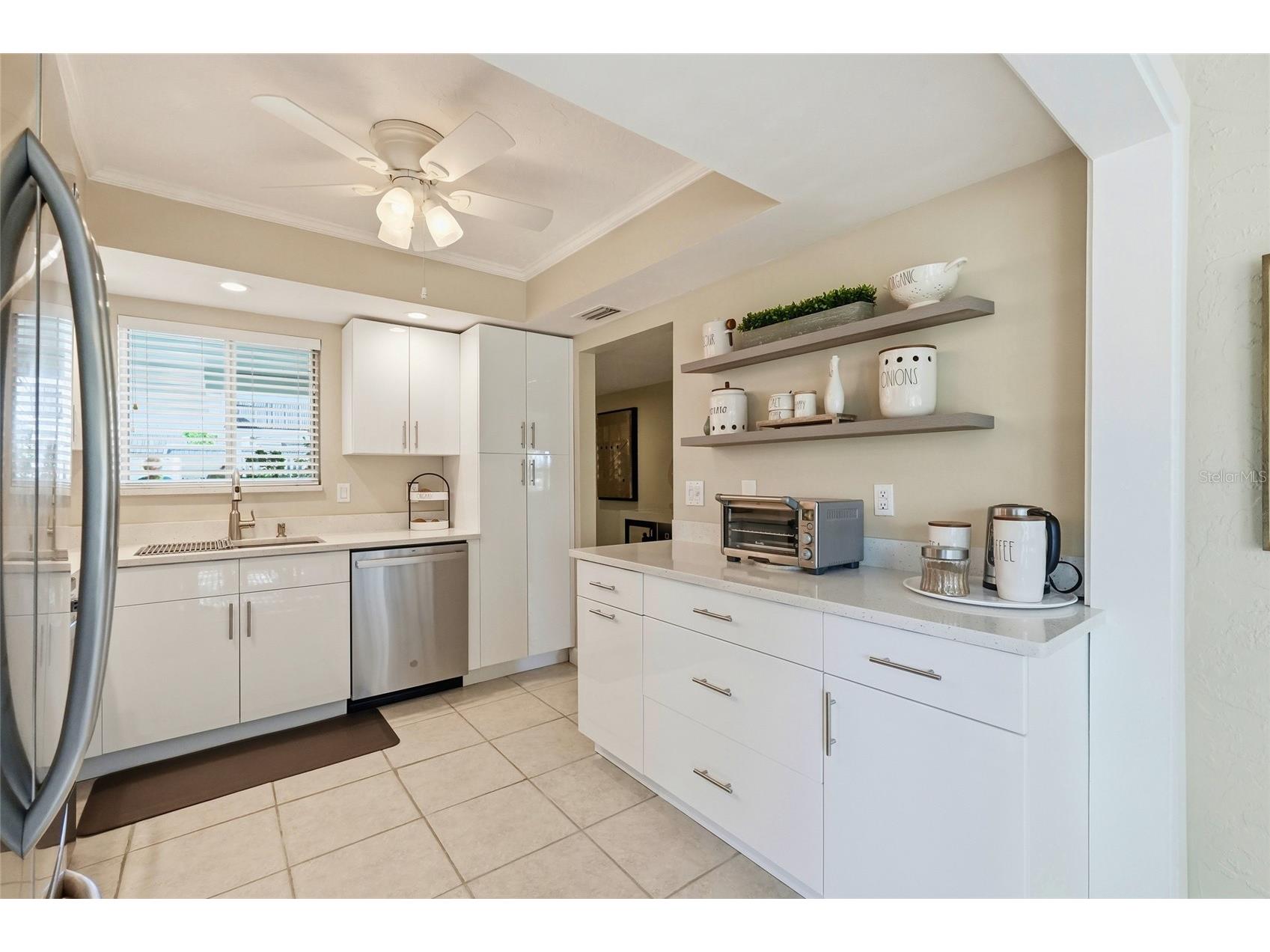 3985 Overlook Bend #16 Sarasota FL 34232 A4688393 image9