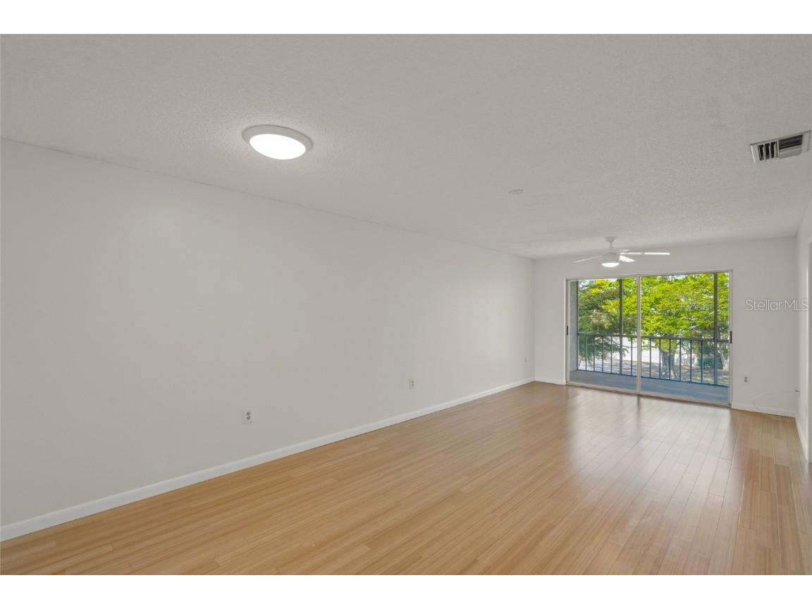 3987 Maceachen Blvd #133 Sarasota FL 34233 TB8452238 image13