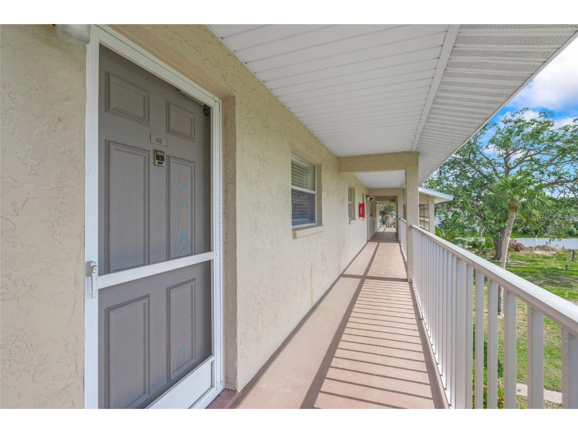 3987 Maceachen Blvd #133 Sarasota FL 34233 TB8452238 image5
