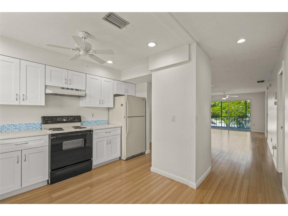 3987 Maceachen Blvd #133 Sarasota FL 34233 TB8452238 image8