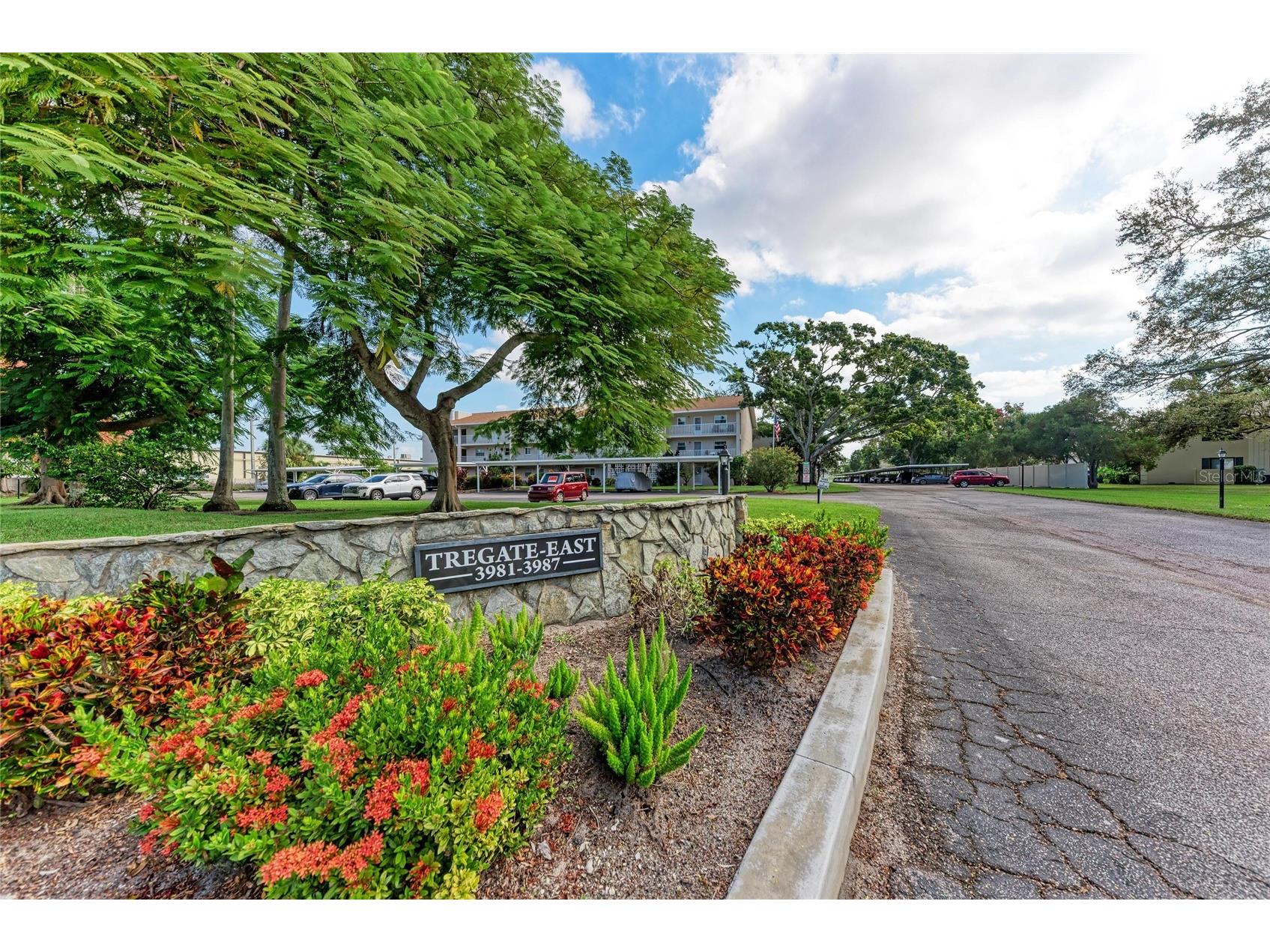 3987 Maceachen Boulevard #114 Sarasota FL 34233 A4669583 image1