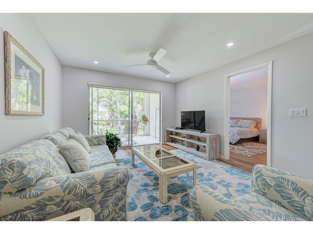 3987 Maceachen Boulevard #123 Sarasota FL 34233 A4660239 image19