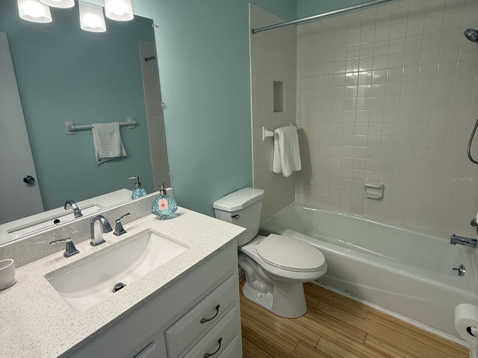 3987 Maceachen Boulevard #133 Sarasota FL 34233 A4688227 image25