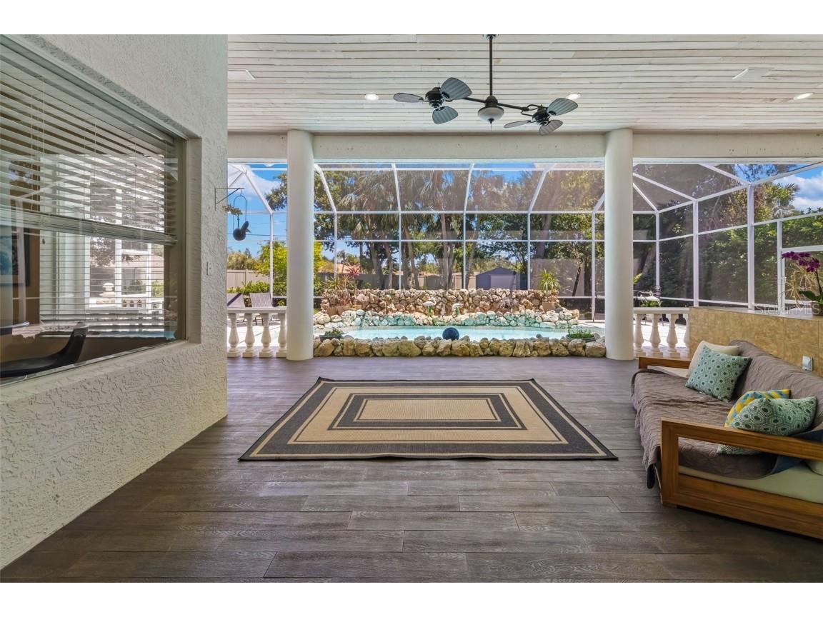 3988 Berlin Drive Sarasota FL 34233 A4653554 image36