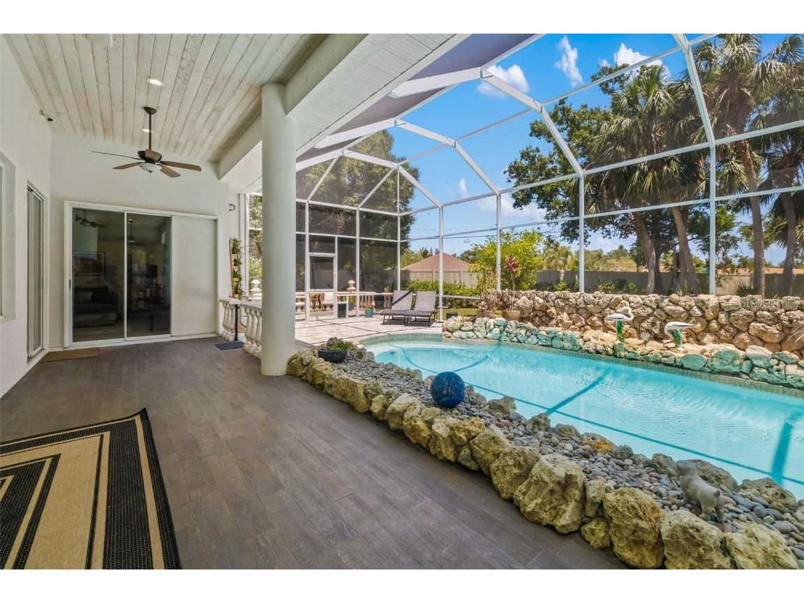 3988 Berlin Drive Sarasota FL 34233 A4653554 image46