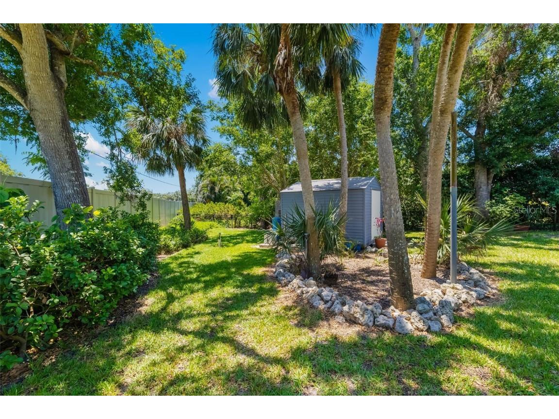 3988 Berlin Drive Sarasota FL 34233 A4653554 image52