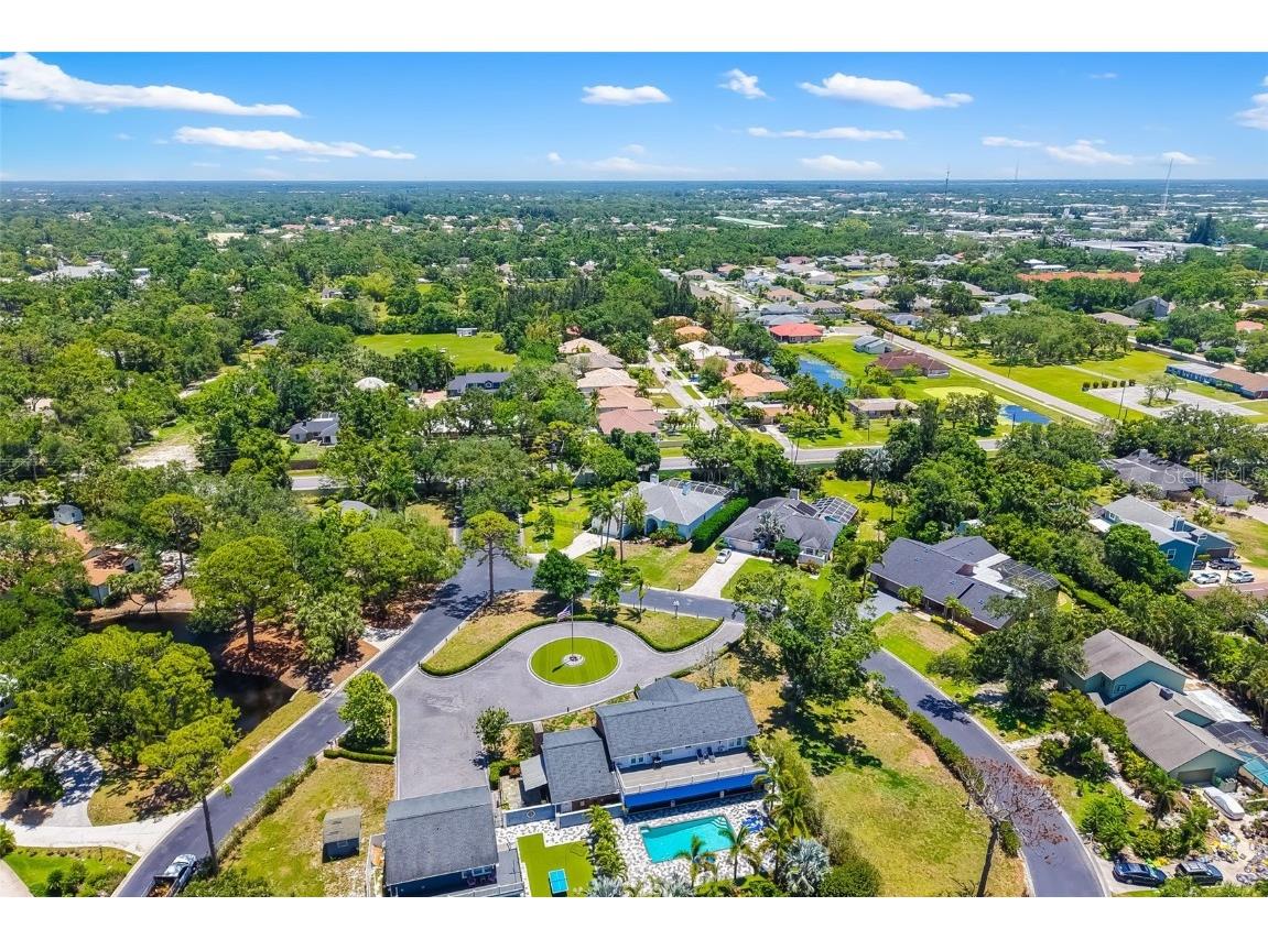 3988 Berlin Drive Sarasota FL 34233 A4653554 image58