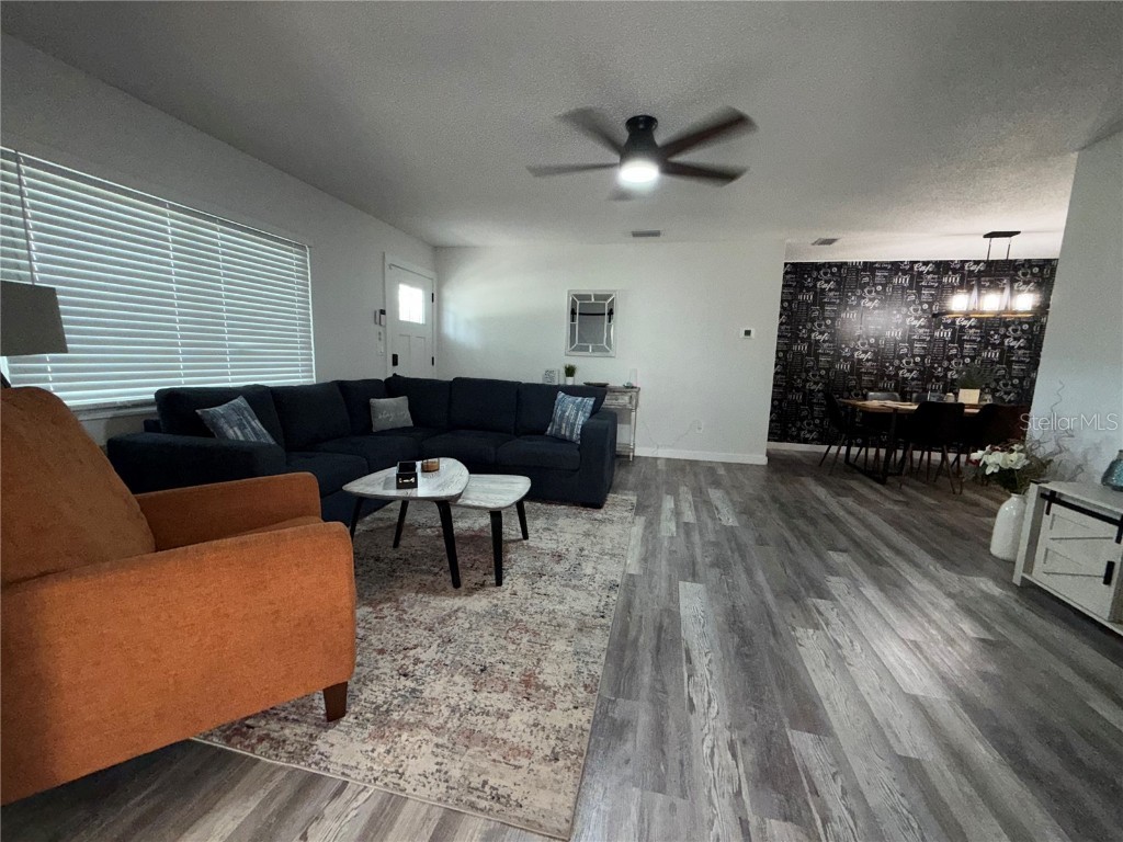 3988 San Luis Drive Sarasota FL 34235 A4664736 image14