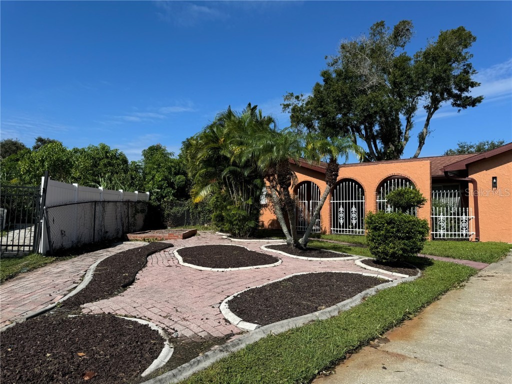 3989 Morvern Court Orlando FL 32809 O6247477 image1