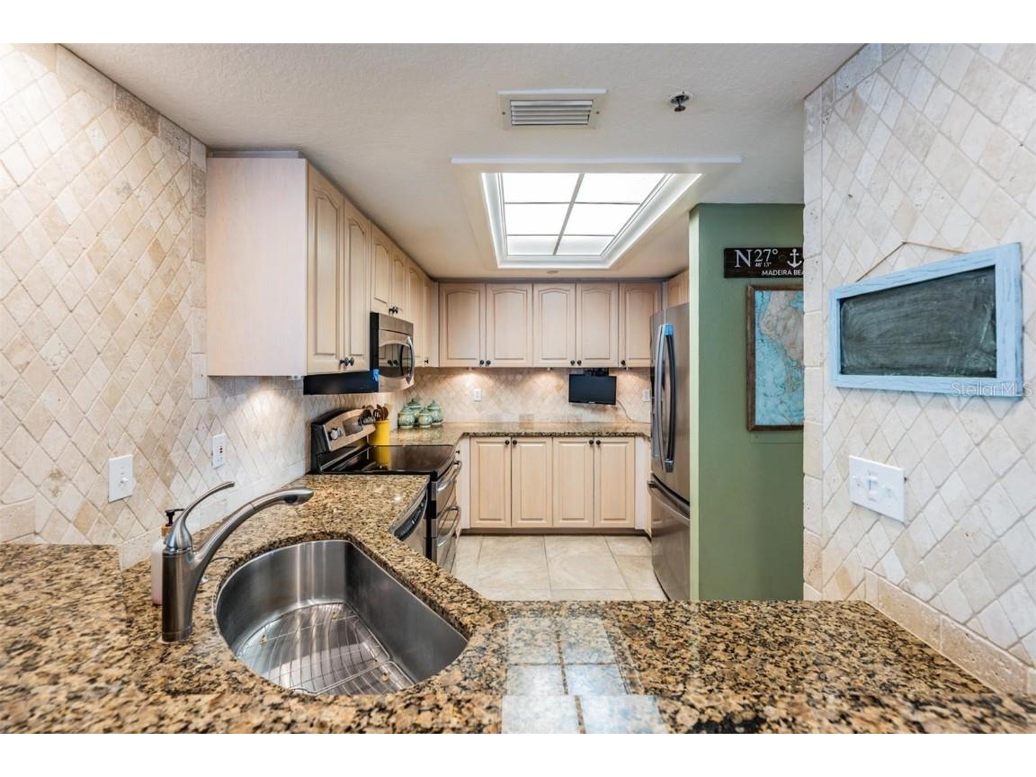 399 150th Avenue #315 Madeira Beach FL 33708 - BOCA CIEGA BAY TB8398953 image19