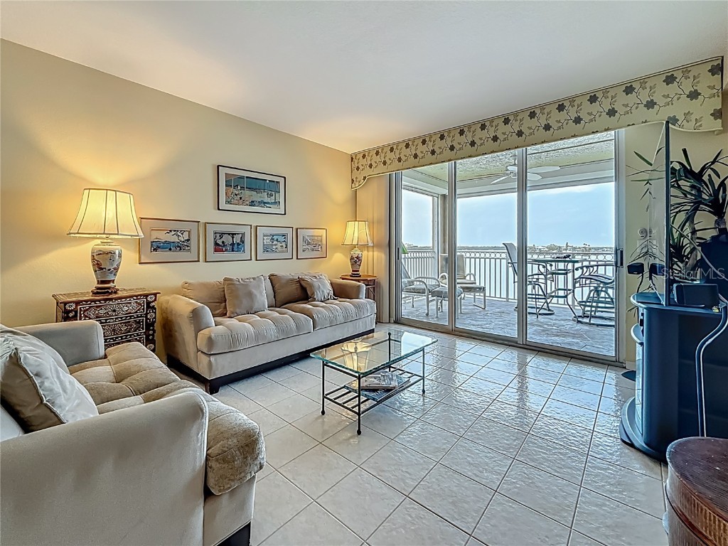 399 150th Avenue #317 Madeira Beach FL 33708 TB8390369 image8