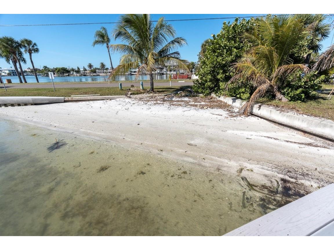 399 161st Avenue Redington Beach FL 33708 - BOCA CIEGA BAY BROWN'S BAY TB8390361 image17