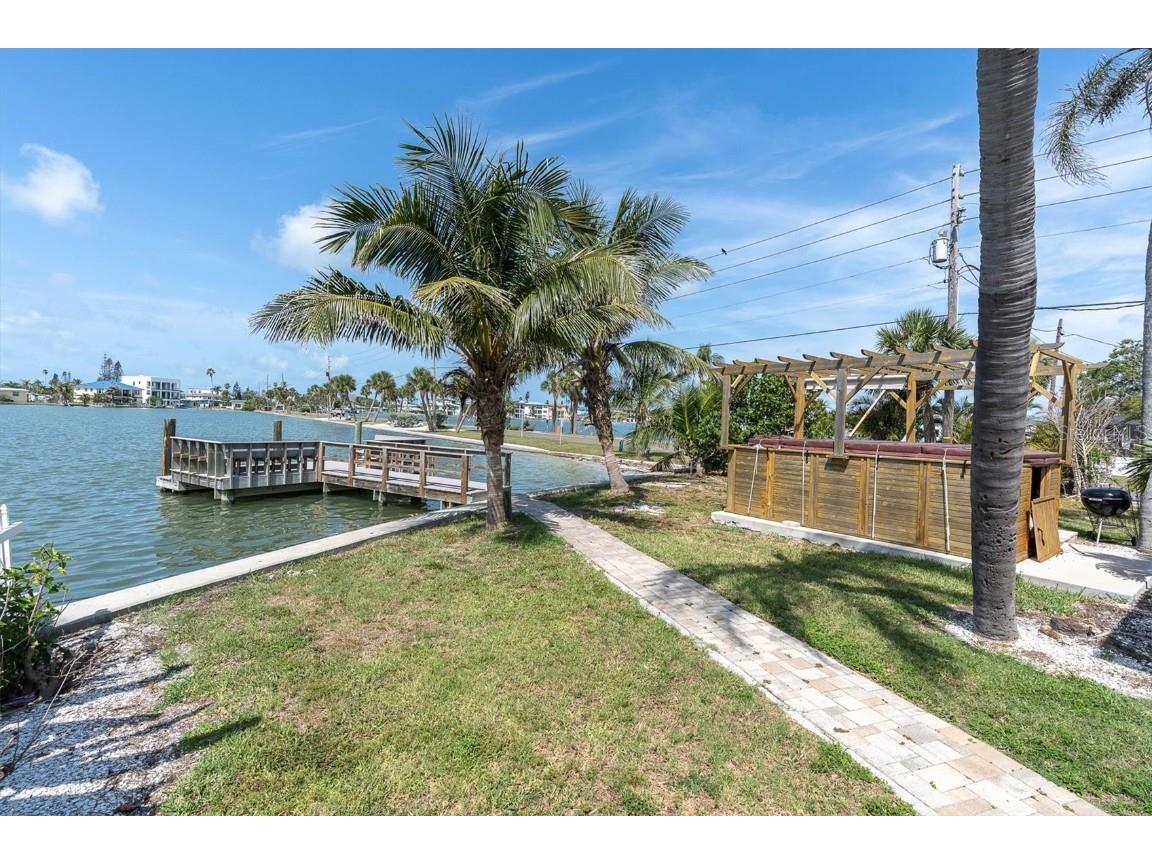 399 161st Avenue Redington Beach FL 33708 - BOCA CIEGA BAY BROWN'S BAY TB8390361 image6