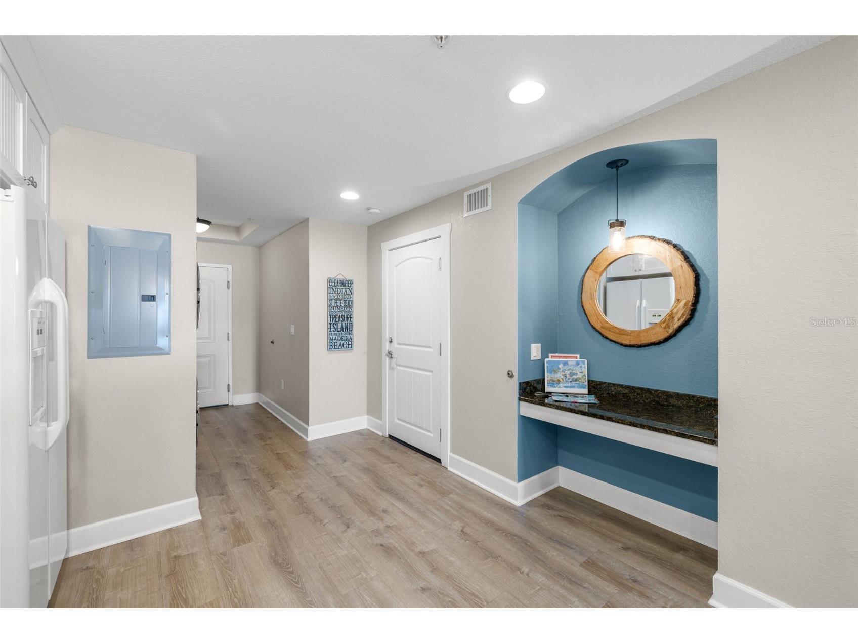 399 2nd Street #216 Indian Rocks Beach FL 33785 - INTERCOASTAL WATERWAY TB8477066 image11