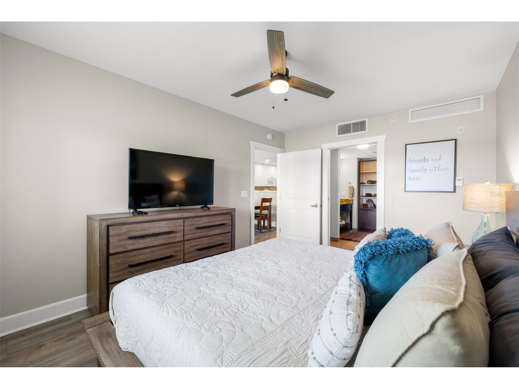 399 2nd Street #216 Indian Rocks Beach FL 33785 - INTERCOASTAL WATERWAY TB8477066 image26